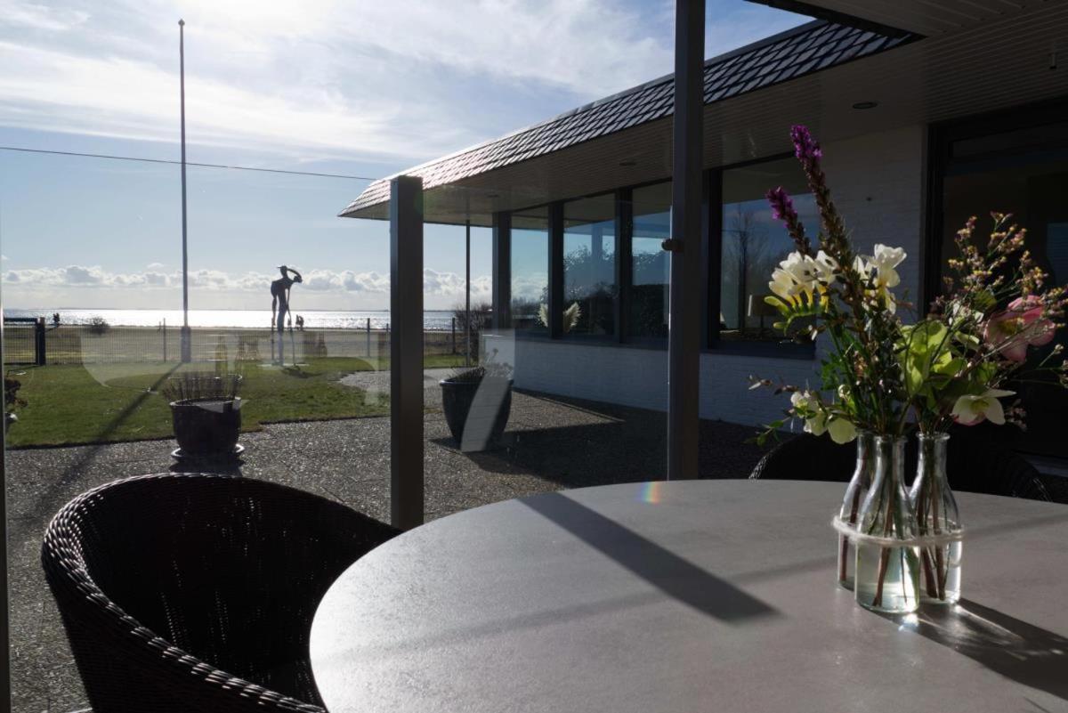 Inselblume 82 - Bungalow Am Suedstrand Mit Meerblick Burgtiefe auf Fehmarn Kültér fotó